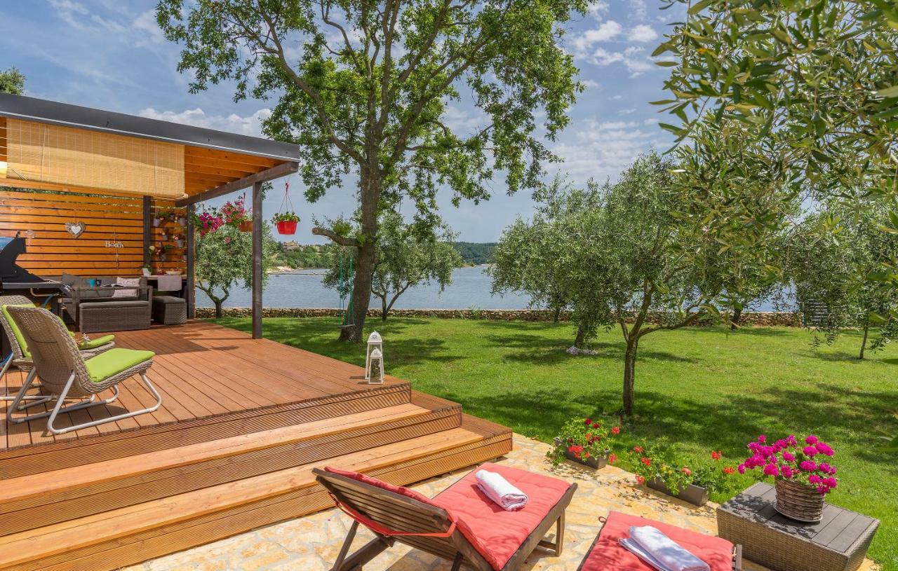 House Ive With Jacuzzi, Pool, Playground And Bbq In An Olive Grove With A Beach, - Istria * Pomer